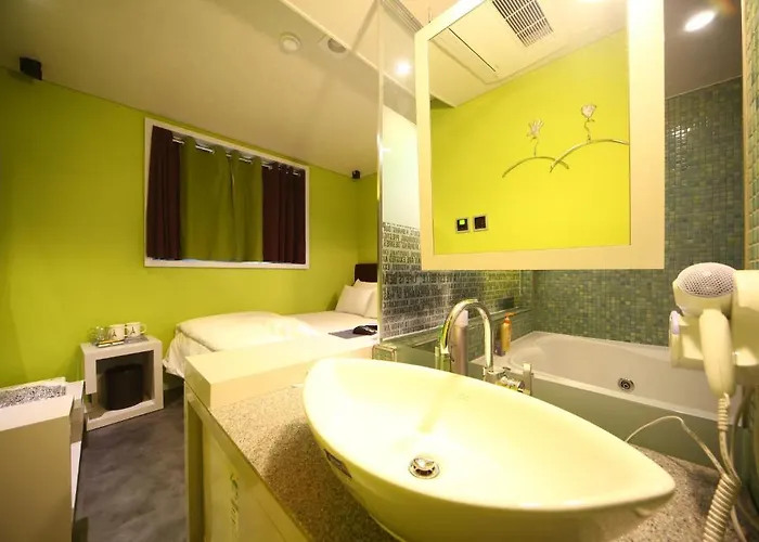 Motel Baron De Paris 2*