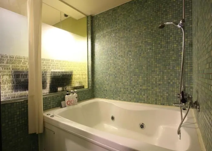 Motel Baron De Paris Seul