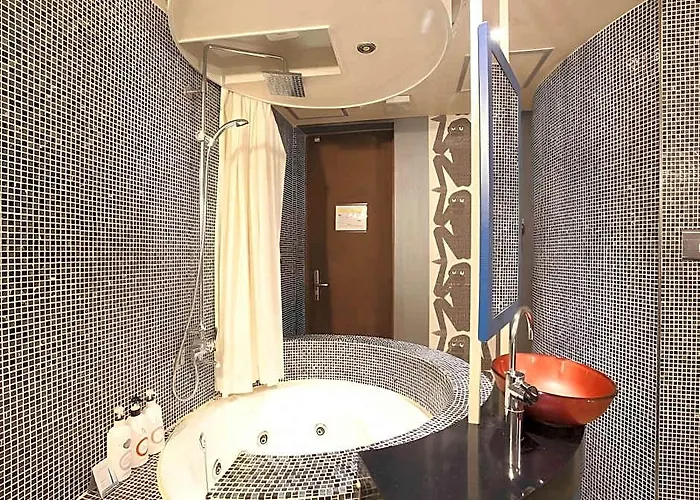 Baron De Paris Motel 2*