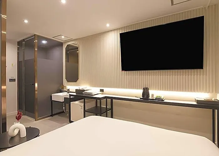 Motel Baron De Paris 2*